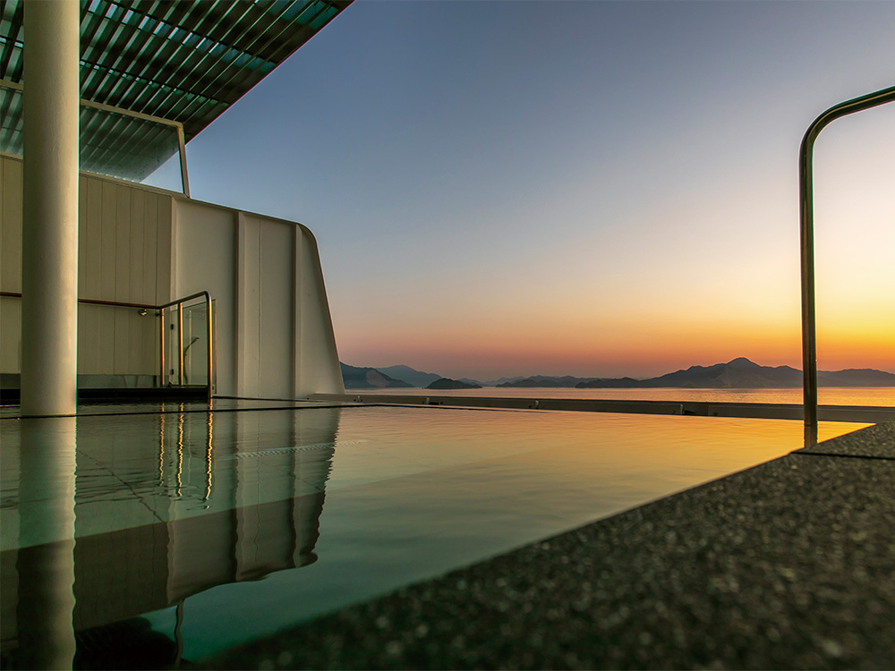 心のままにくつろぐ洋上時間