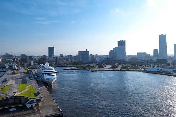 クルーズの前後も自由にアレンジできる移動型クルーズ